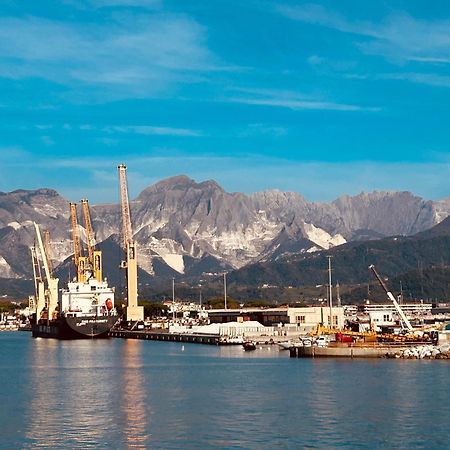 La Porta Sui Monti Di Luna Carrara Ngoại thất bức ảnh