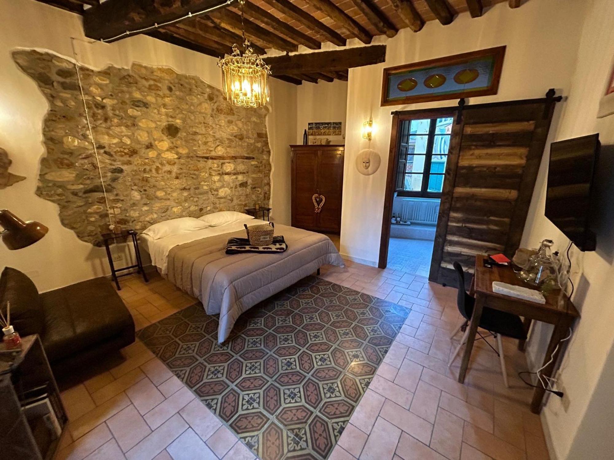 La Porta Sui Monti Di Luna Carrara Ngoại thất bức ảnh