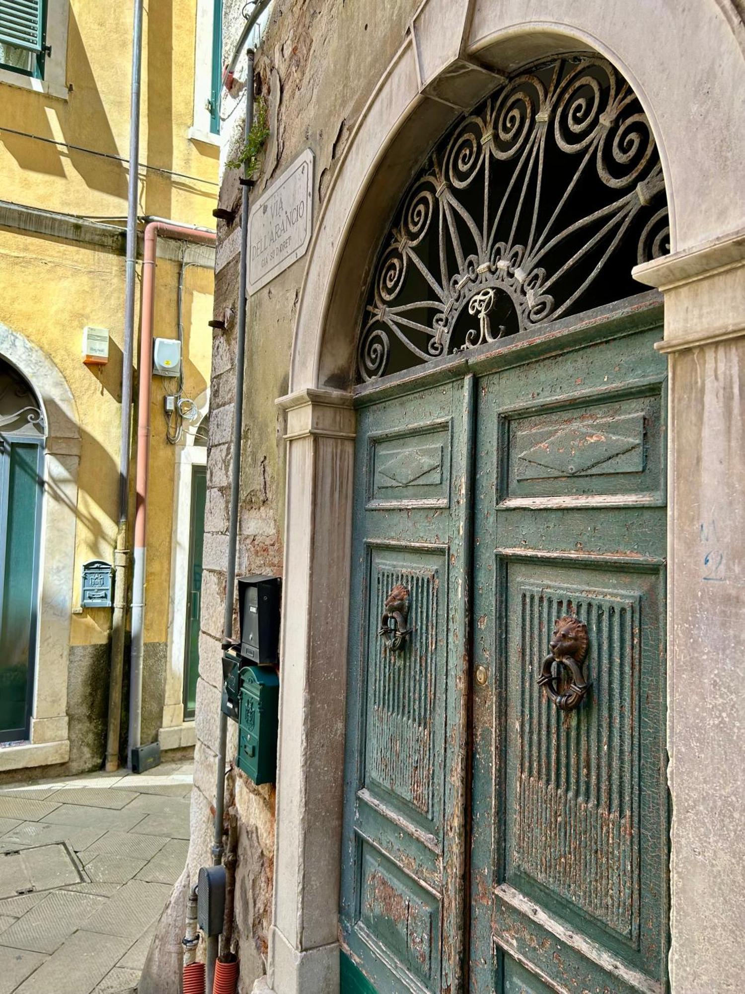La Porta Sui Monti Di Luna Carrara Ngoại thất bức ảnh